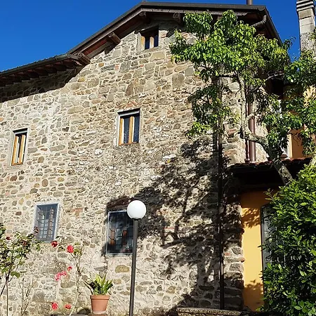 Podere La Colombaia Bed & Breakfast *