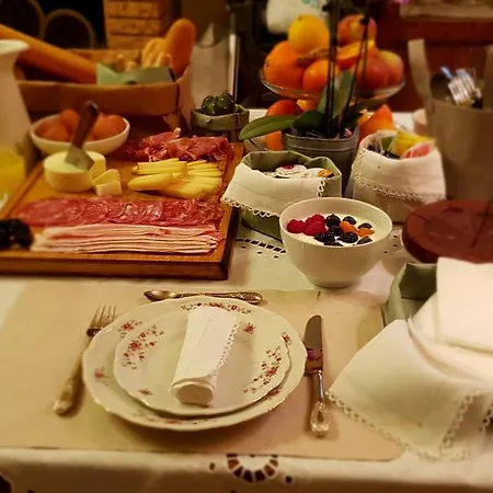 Podere La Colombaia Bed & Breakfast Montecatini Terme